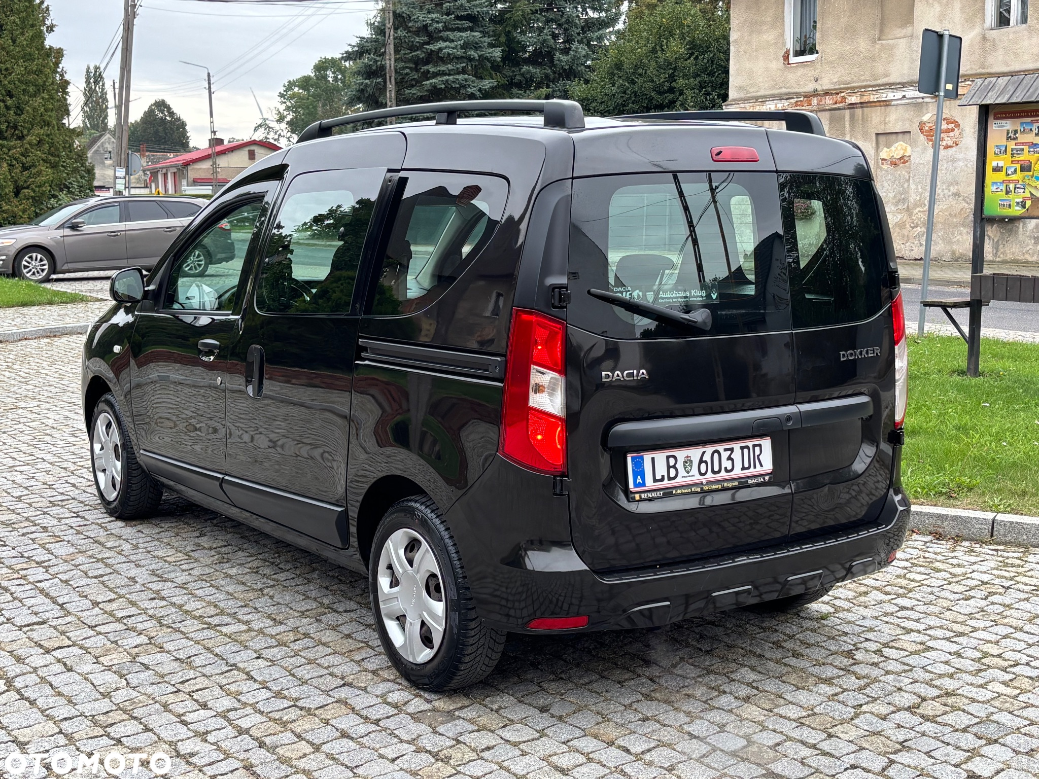 Dacia Dokker 1.6 MPI 85 Ambiance - 7