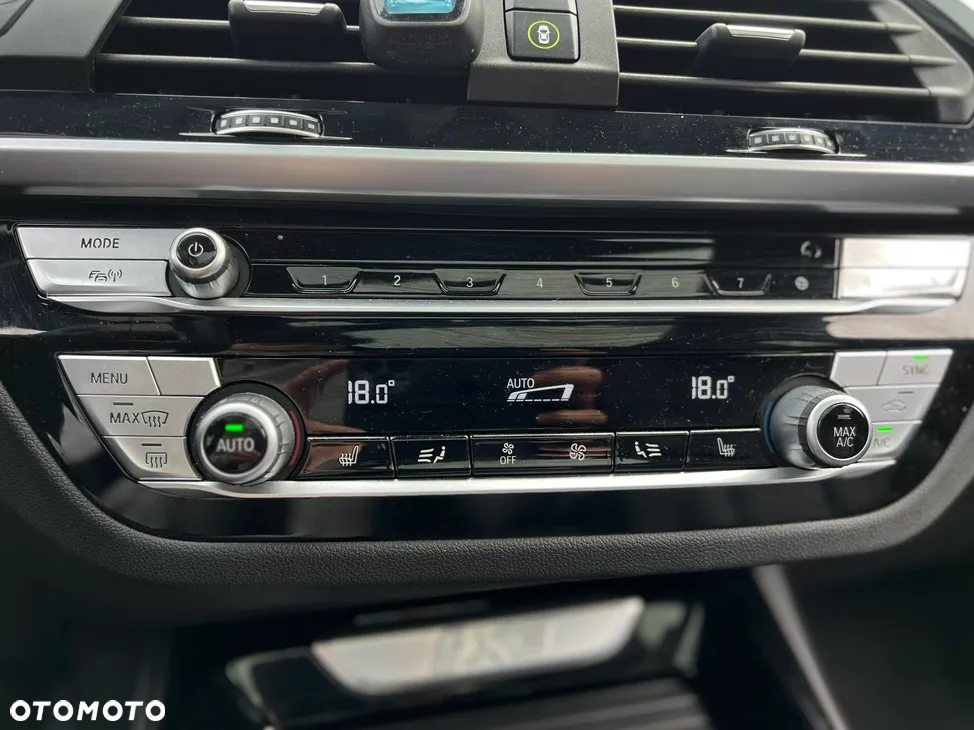 BMW iX3 Standard - 15
