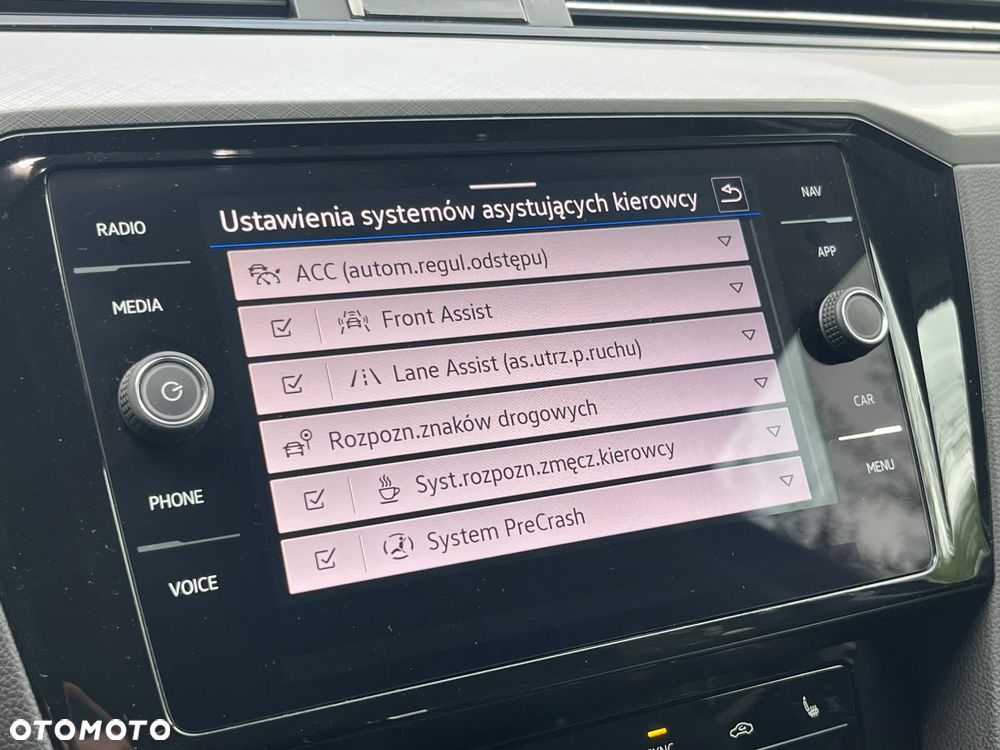 Volkswagen Passat 1.5 TSI EVO Business DSG - 20
