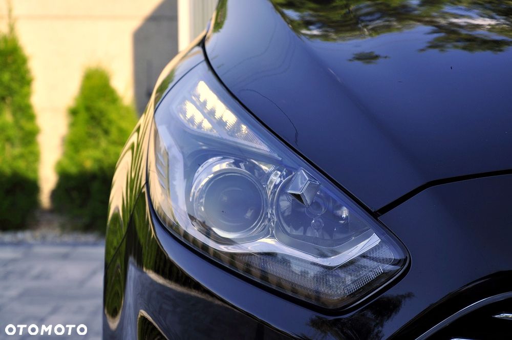 Ford S-Max - 33