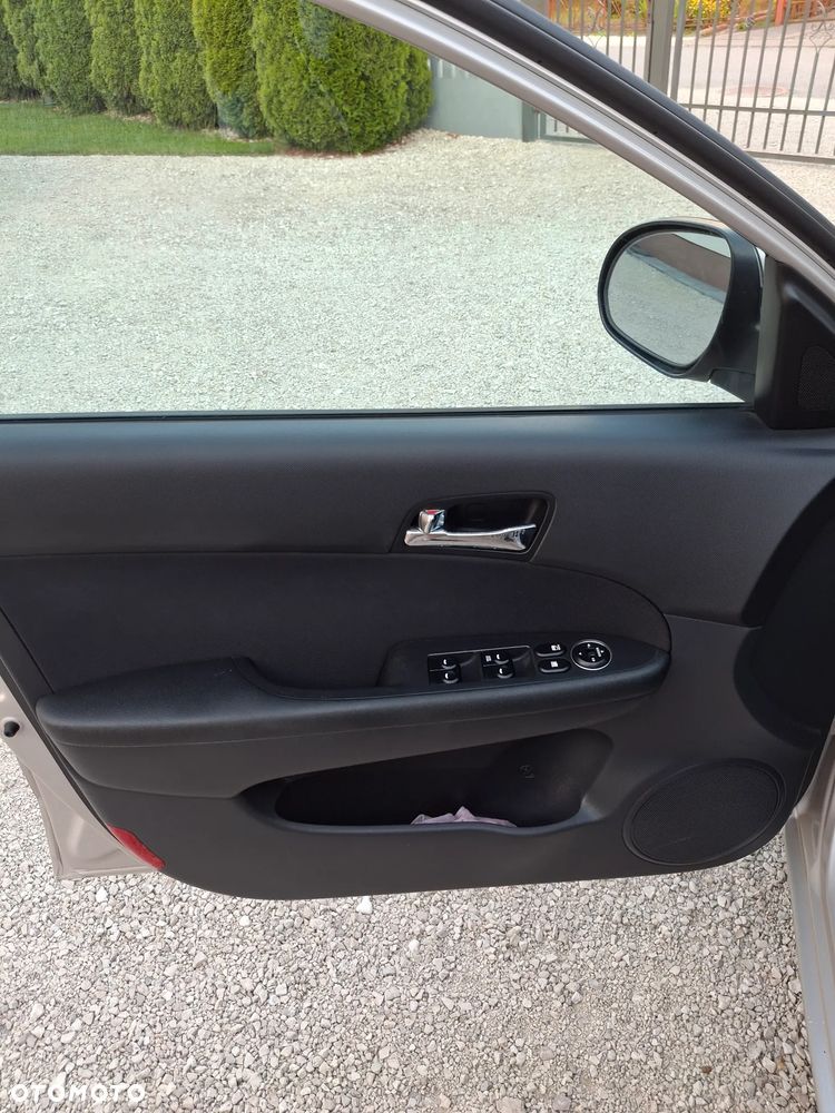 Hyundai i30 1.4 Comfort - 6