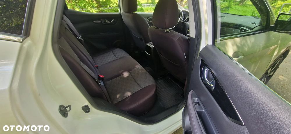 Nissan Qashqai 1.2 DIG-T Xtronic TEKNA - 10