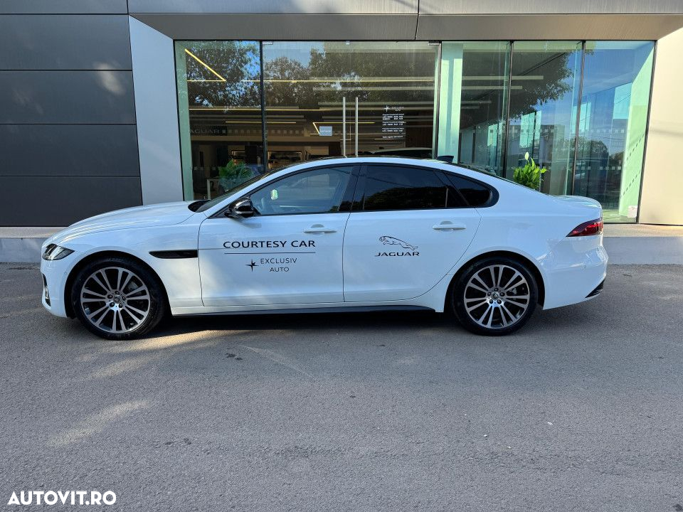 Jaguar XF - 3