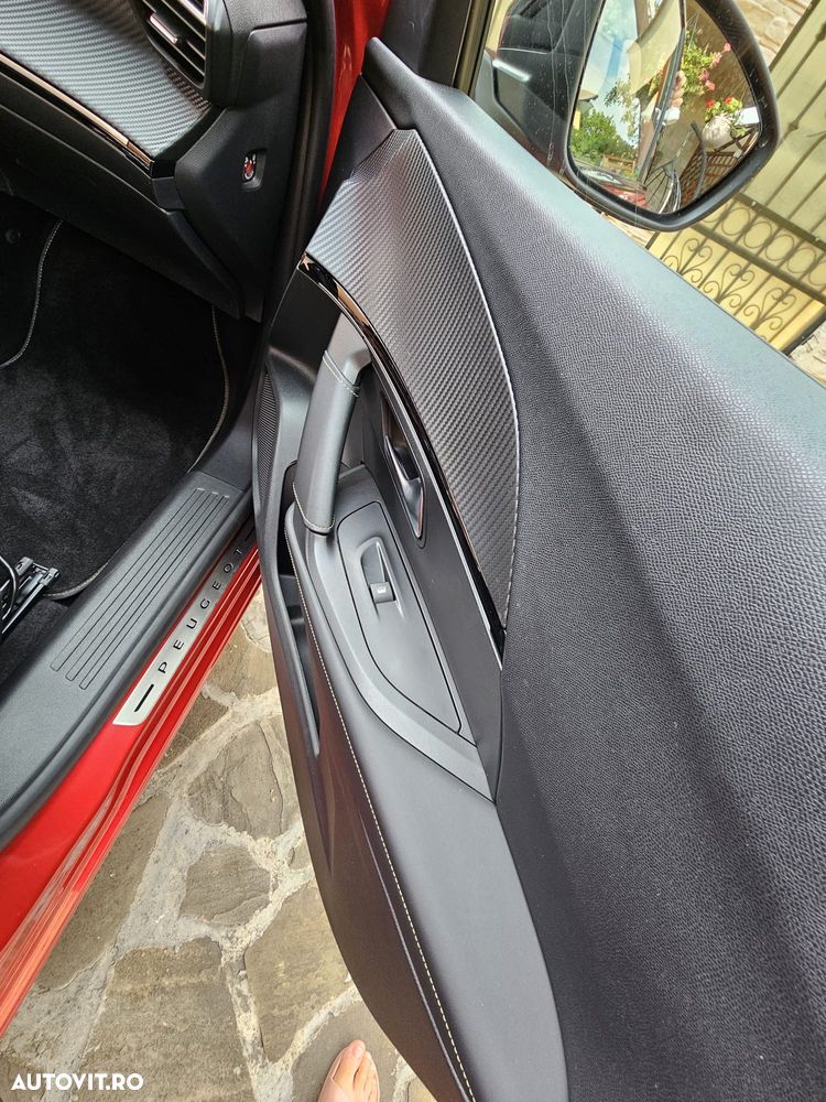 Peugeot 2008 1.5 BlueHDI STT EAT8 GT Line - 6