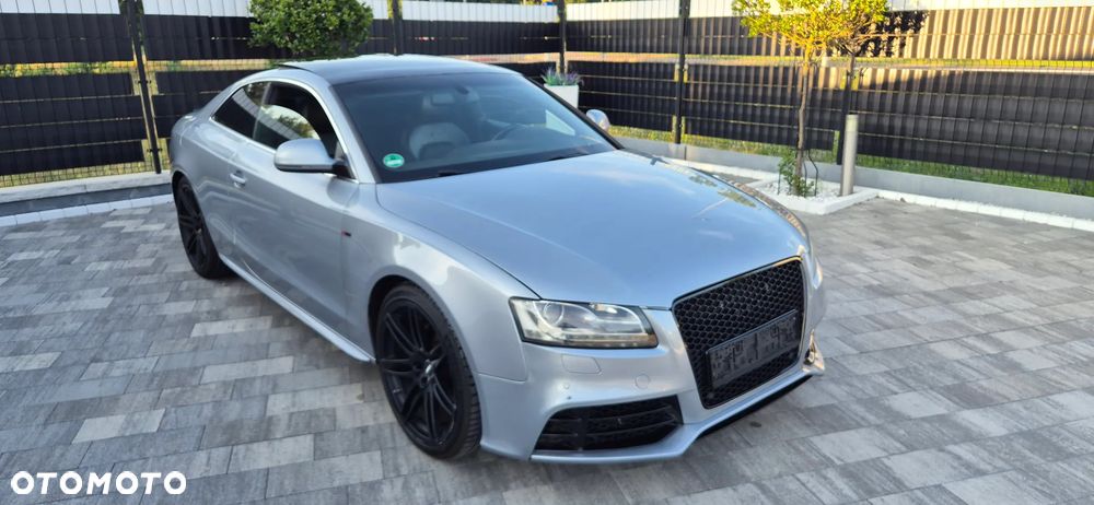 Audi A5 Coupé - 1