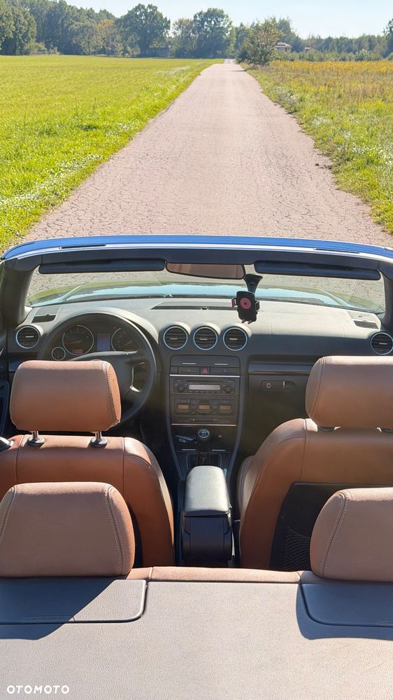 Audi A4 Cabrio 2.4 - 11