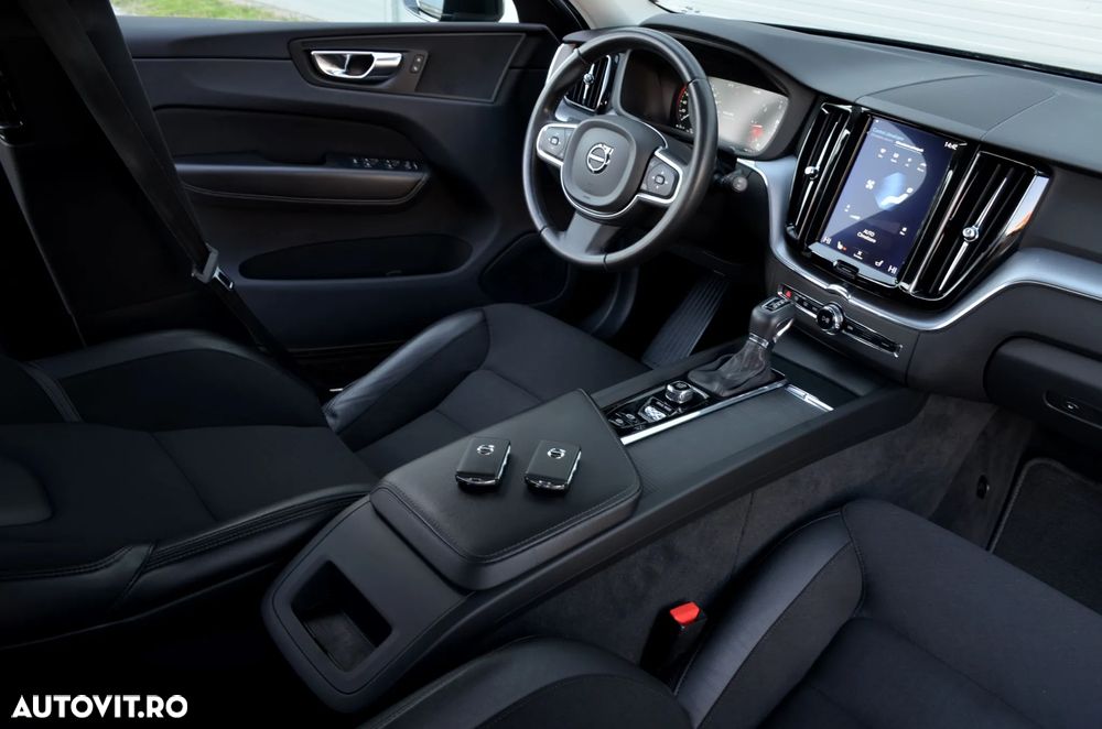 Volvo XC 60 D4 AWD Momentum - 14