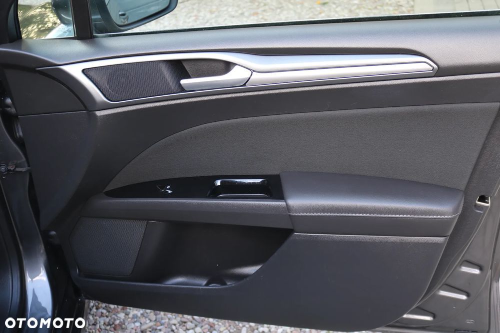 Ford Mondeo 2.0 TDCi Start-Stopp Titanium - 15