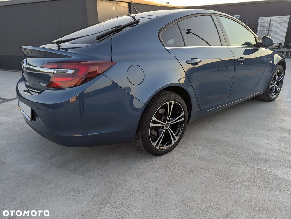 Opel Insignia 1.6 T EU6 - 3