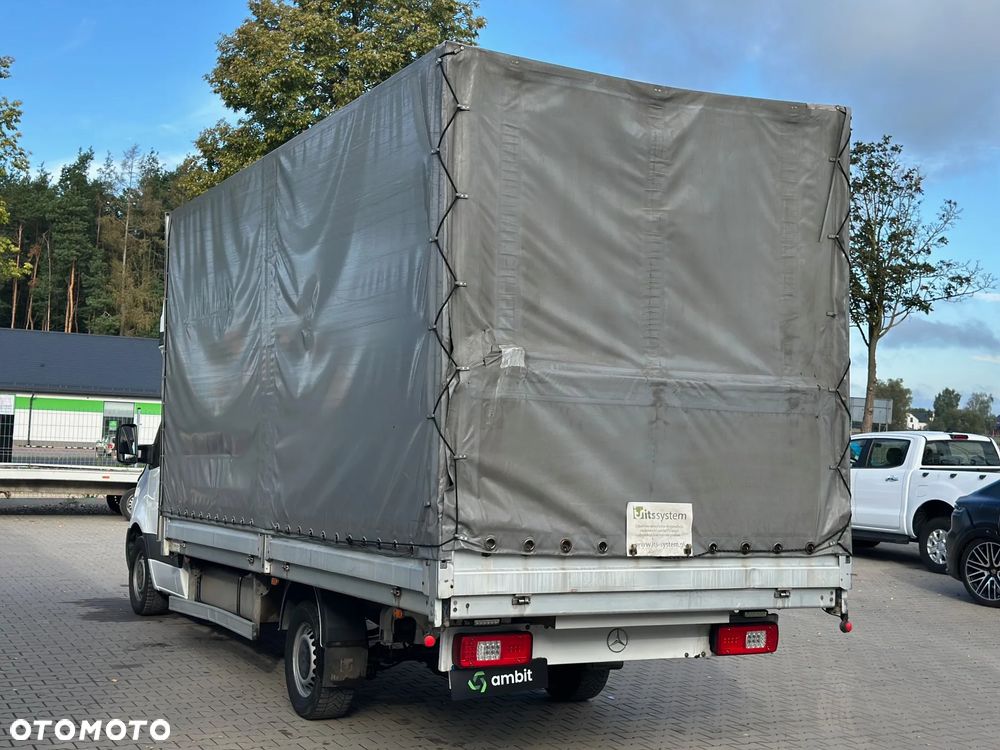 Mercedes-Benz Sprinter - 6