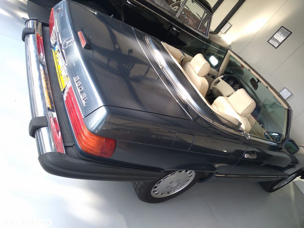 Mercedes-Benz SL - 14