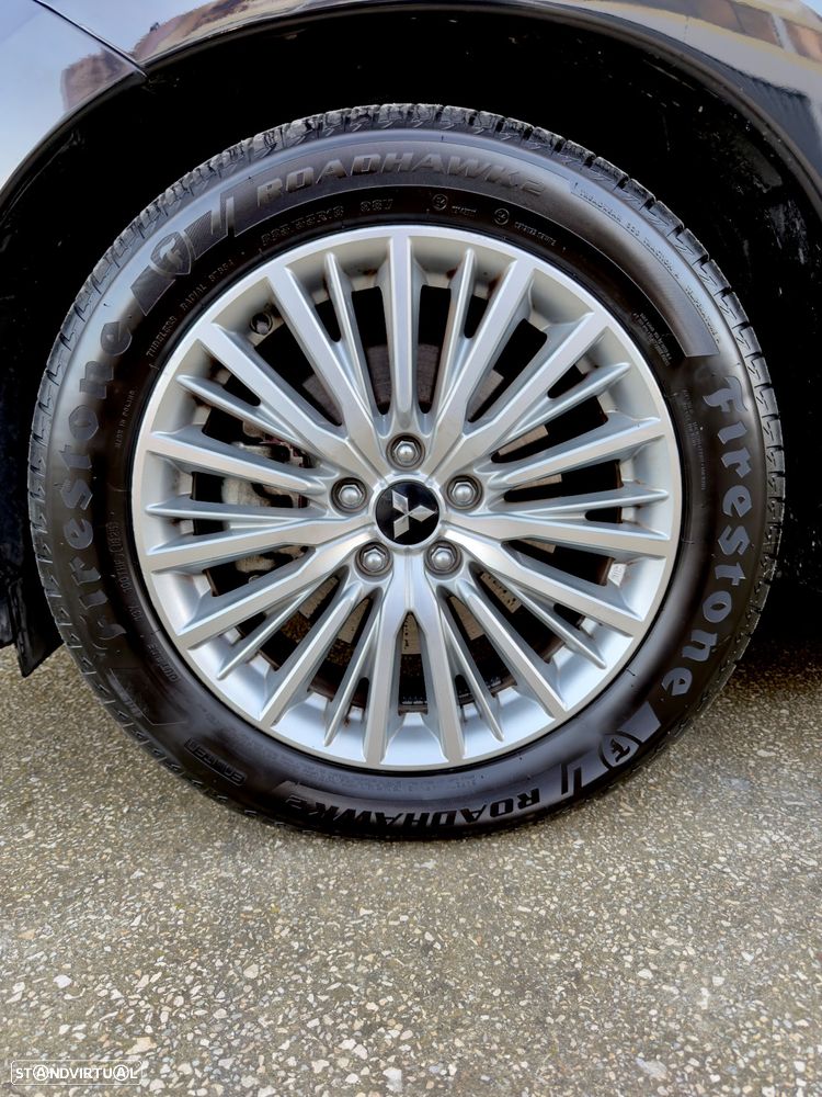 Mitsubishi Outlander - 21