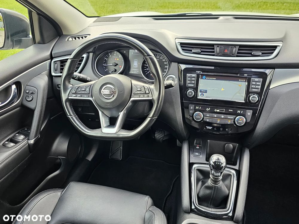 Nissan Qashqai 1.2 DIG-T 360 - 25