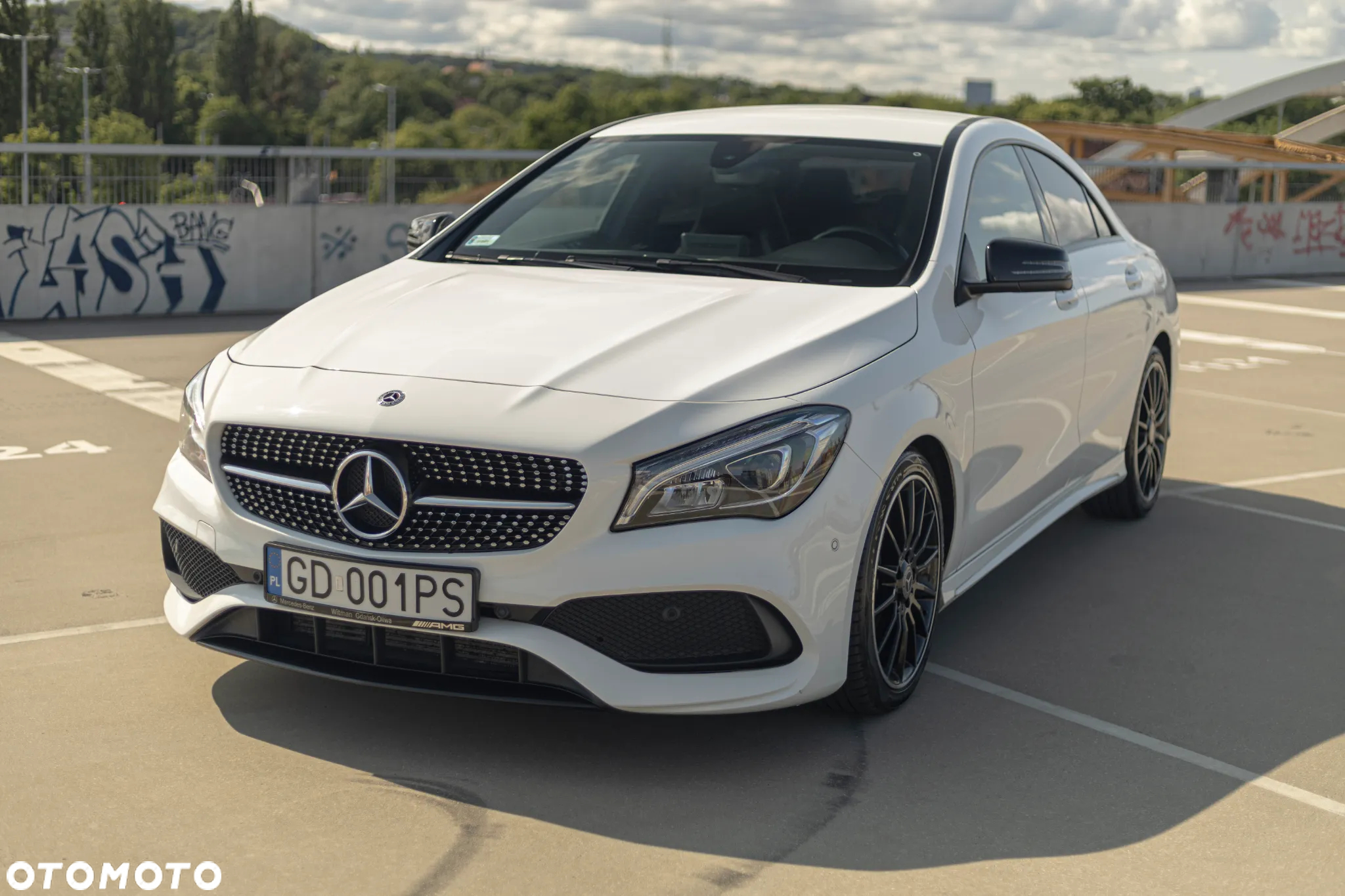 Mercedes-Benz CLA 220 4-Matic AMG Line - 5