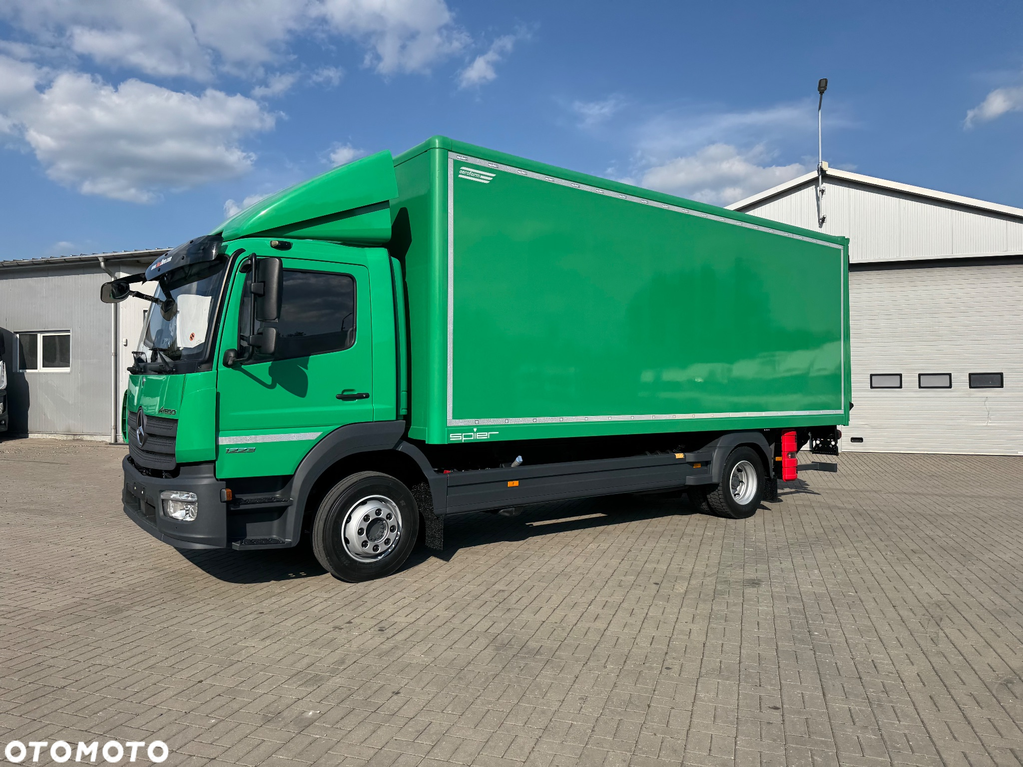 Mercedes-Benz ATEGO - 16