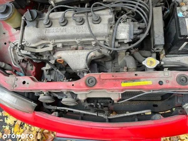 Nissan Micra 1.0 L - 12