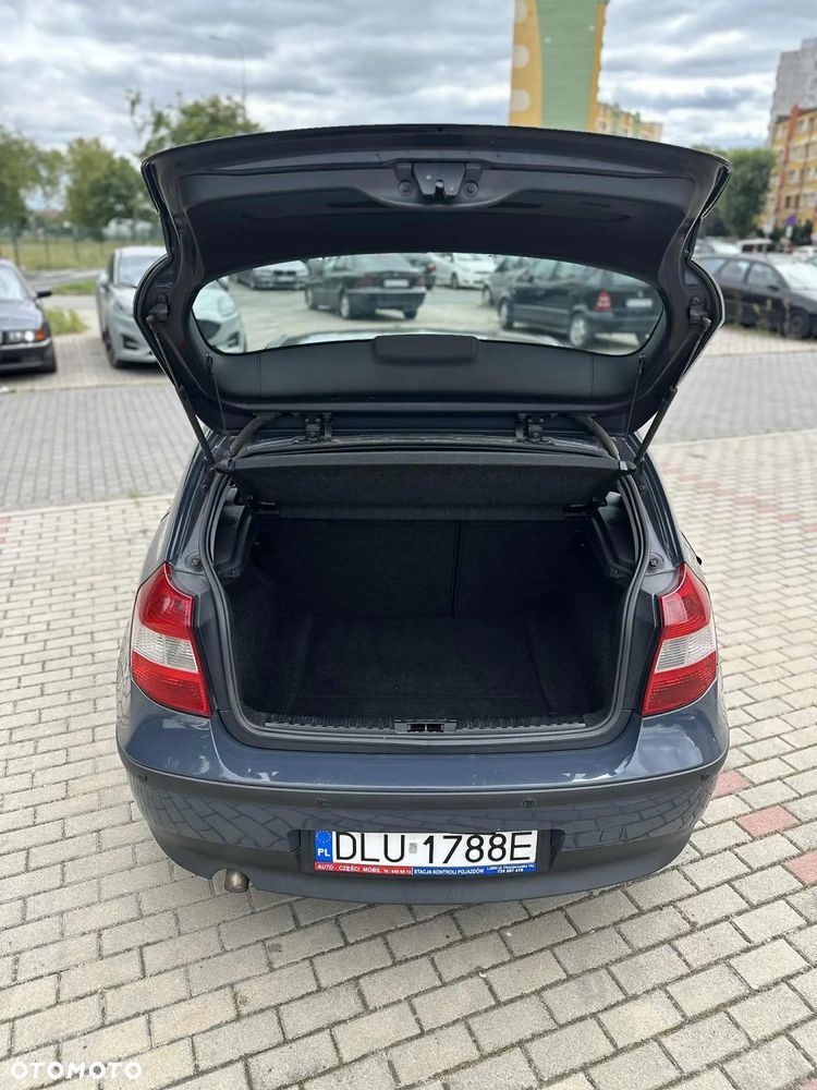 BMW Seria 1 118d - 5