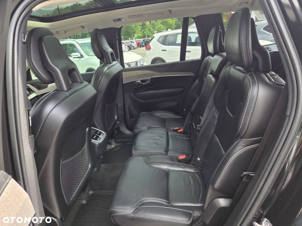 Volvo XC 90 - 18