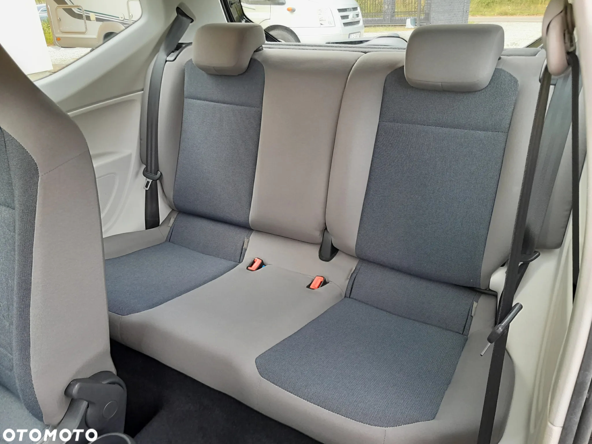 Volkswagen up! 1.0 high - 13