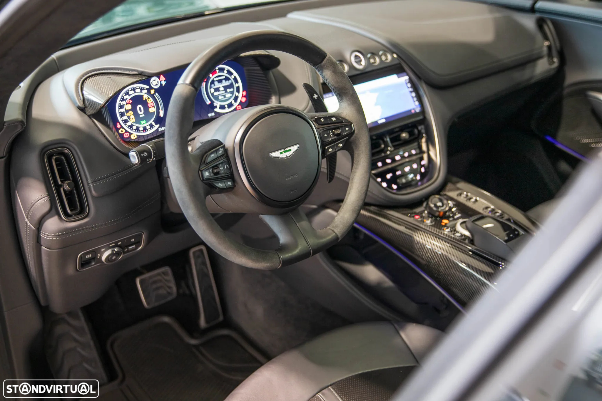 Aston Martin DBX 707 - 20