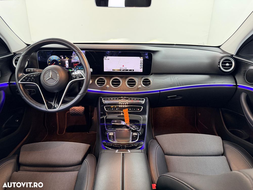 Mercedes-Benz E 200 9G-TRONIC AMG Line - 21