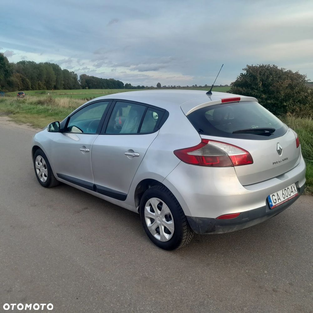 Renault Megane 1.5 dCi Authentique - 4