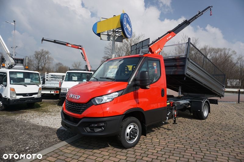 Iveco 35C15 skrzynia wywrotka żuraw HDS - 17