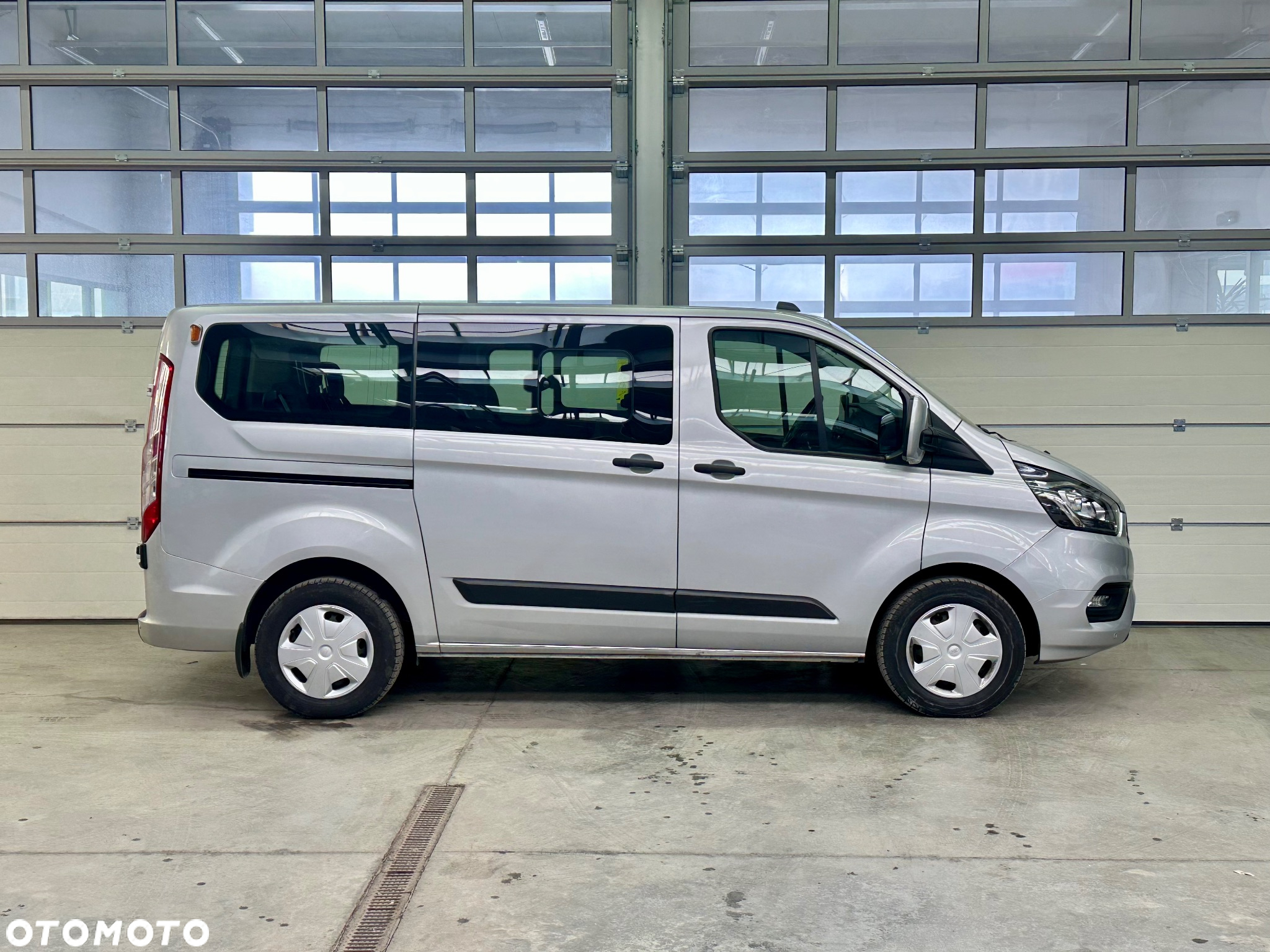 Ford Transit Custom Kombi 320 L1H1 Trend - 4