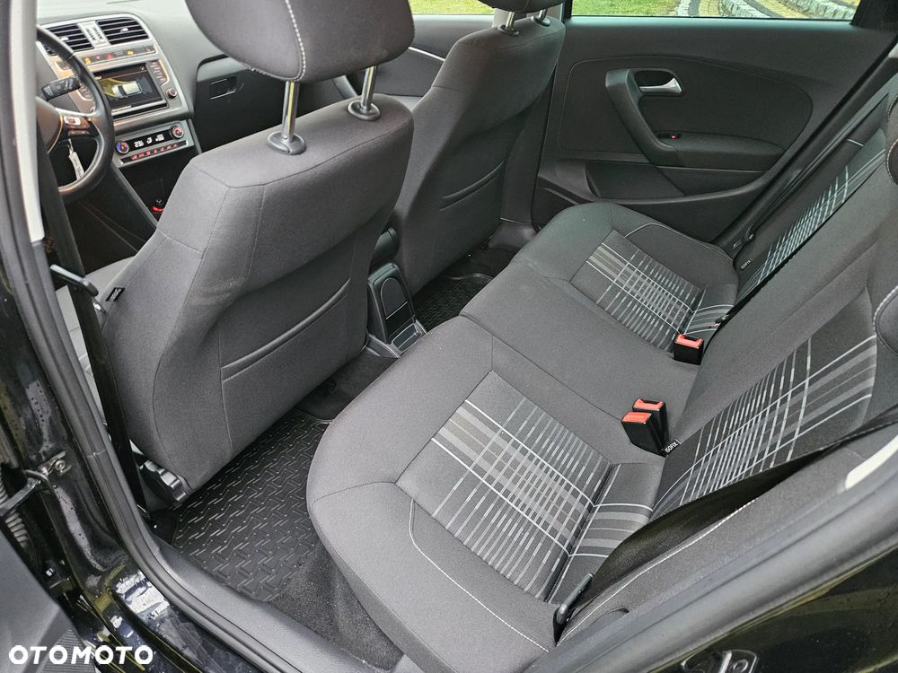 Volkswagen Polo 1.0 TSI Blue Motion Technology Lounge - 26