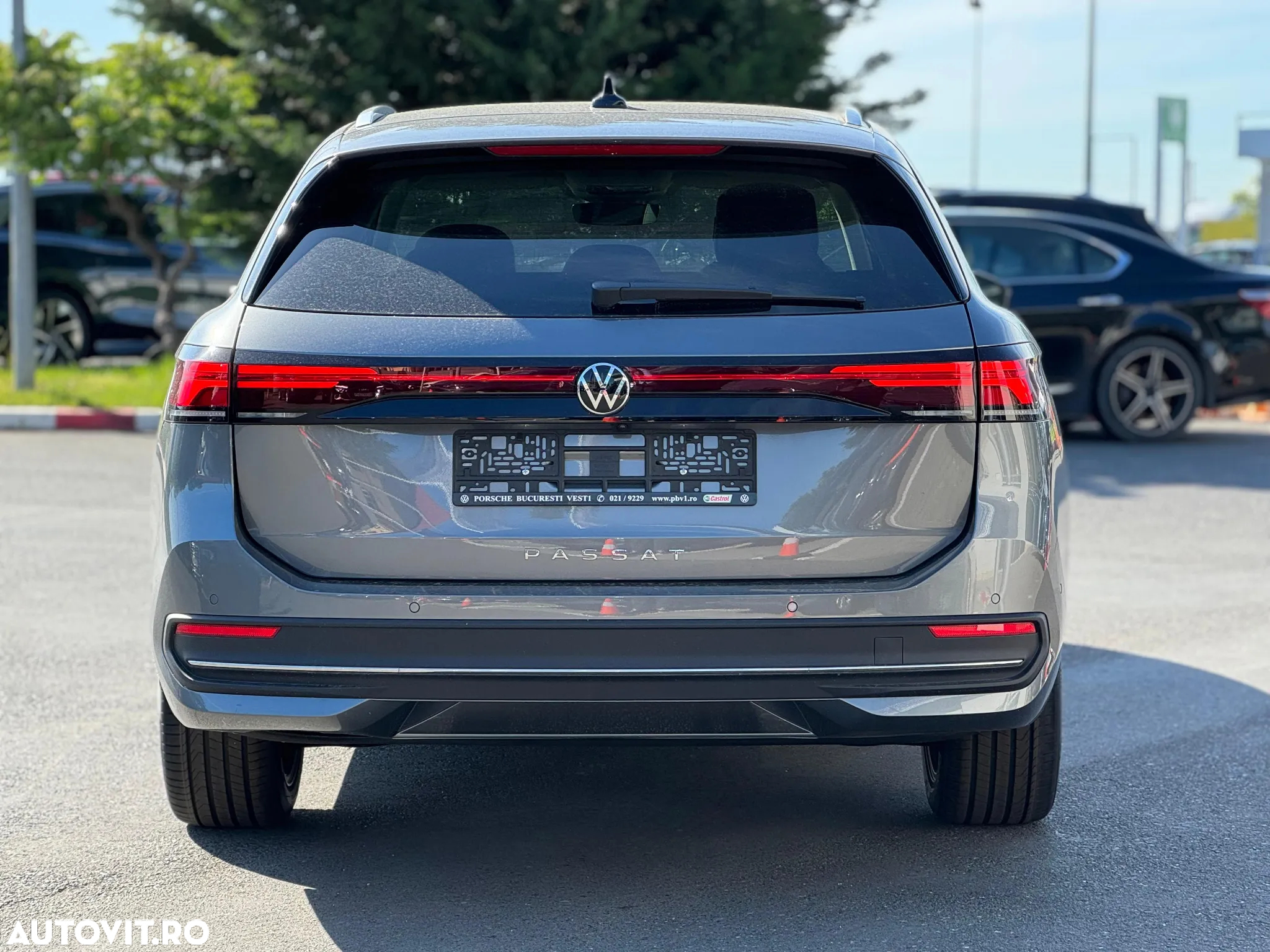 Volkswagen Passat Variant 2.0 TDI DSG Business - 14