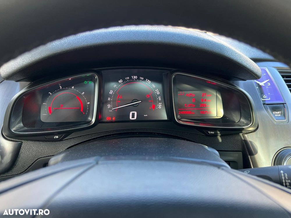 Citroën DS5 2.0 HDI BVA6 So Chic - 6