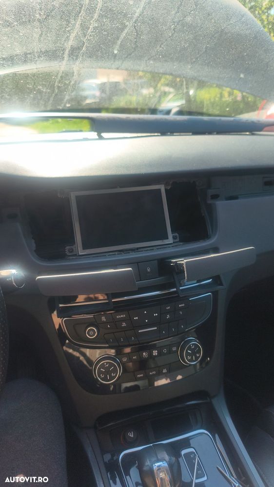 Plansa de bord cu head up display Peugeot 508 hybrid4 2012 airbag volan centuri Peugeot 508 hybrid - 3