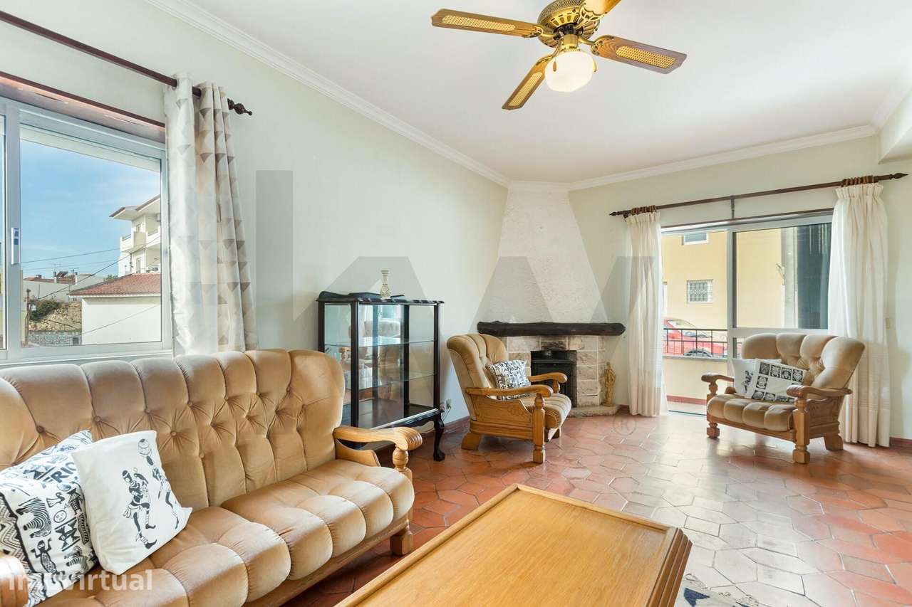 Moradia T4 com terreno de 729 m2 na Abuxarda | Alcabideche - Grande imagem: 4/24