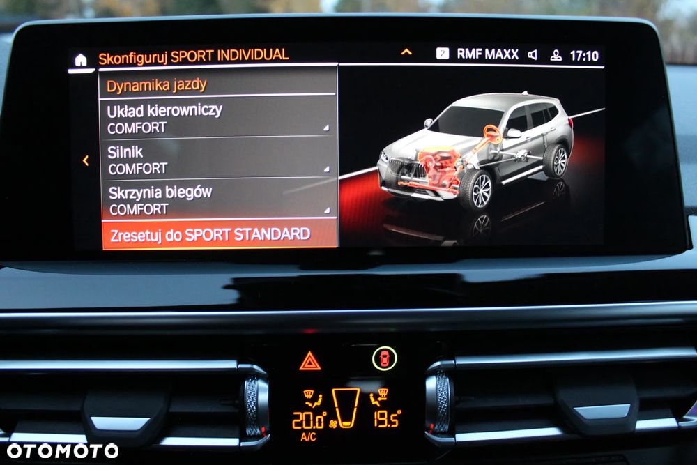 BMW X3 xDrive20i Luxury Line - 37