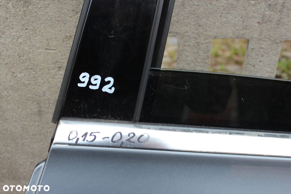 DRZWI TYLNE LEWE MERCEDES C KLASA W205 SEDAN 992 2018 - 14