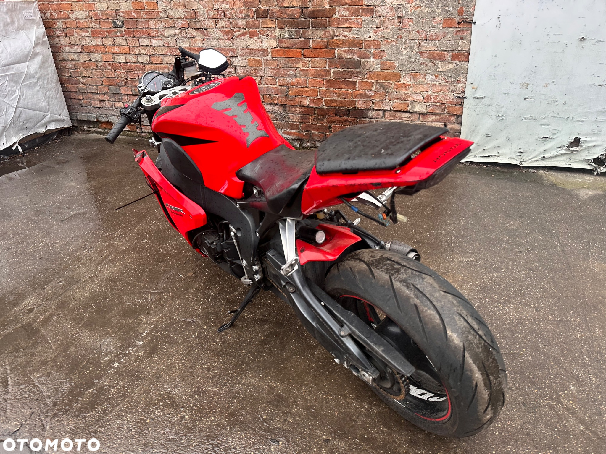 Honda CBR - 6