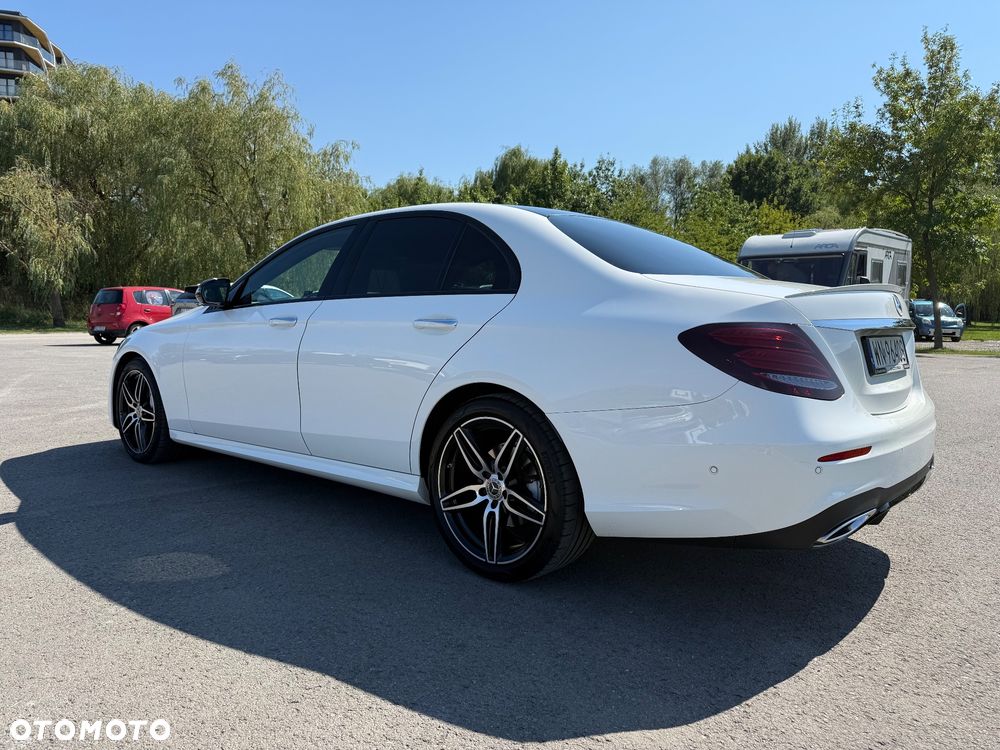 Mercedes-Benz Klasa E 220 d 4-Matic 9G-TRONIC - 5