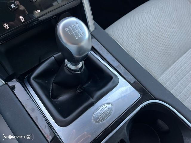 Land Rover Discovery Sport 2.0 eD4 SE 7L - 33