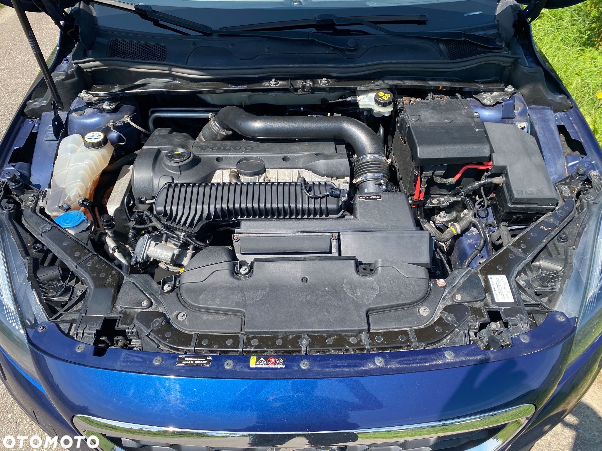 Volvo V40 Cross Country - 9