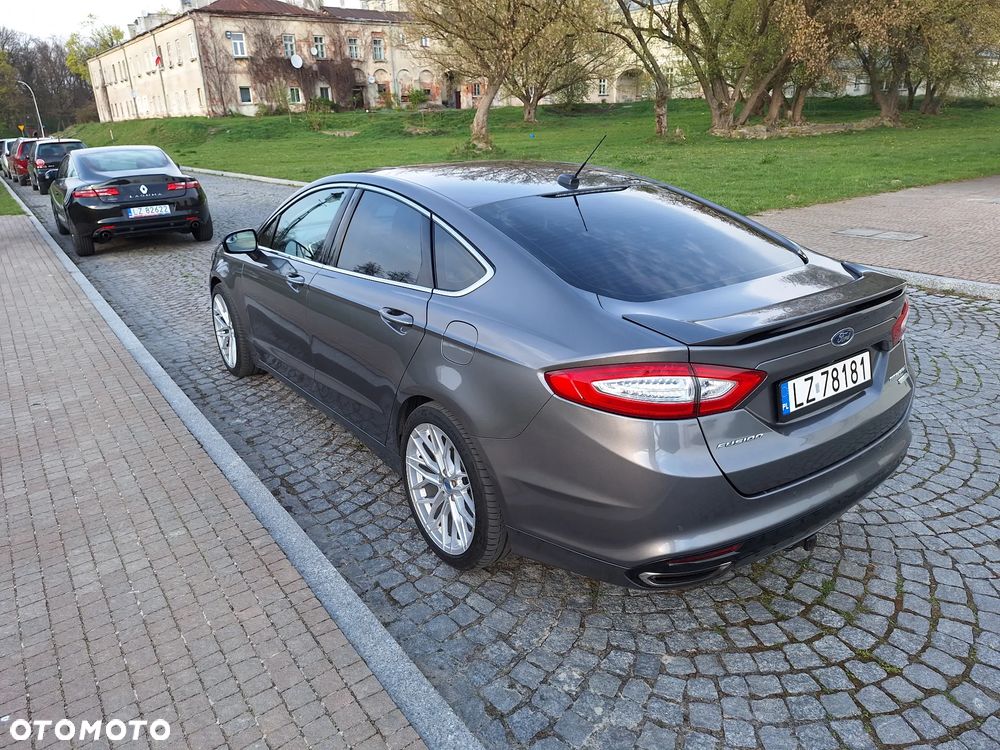 Ford Fusion 2.0 EcoBoost Titanium - 6