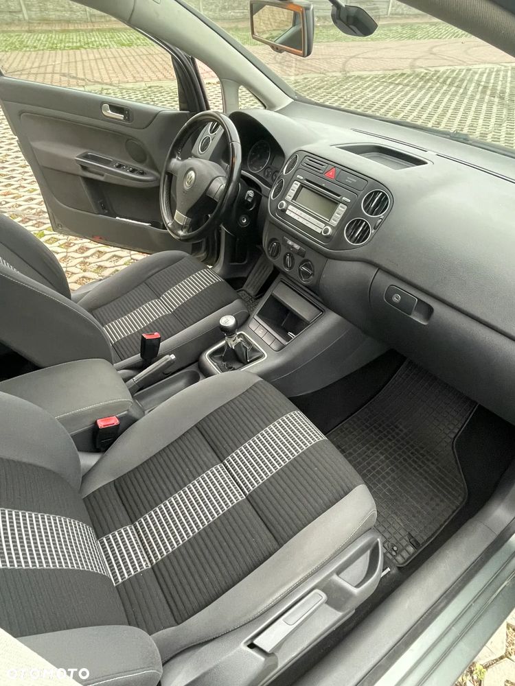 Volkswagen Golf Plus 2.0 TDI Comfortline - 19