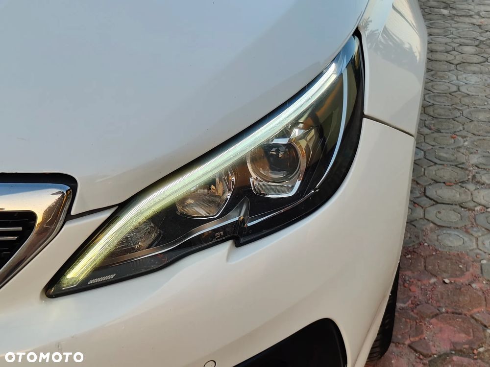 Peugeot 308 - 18