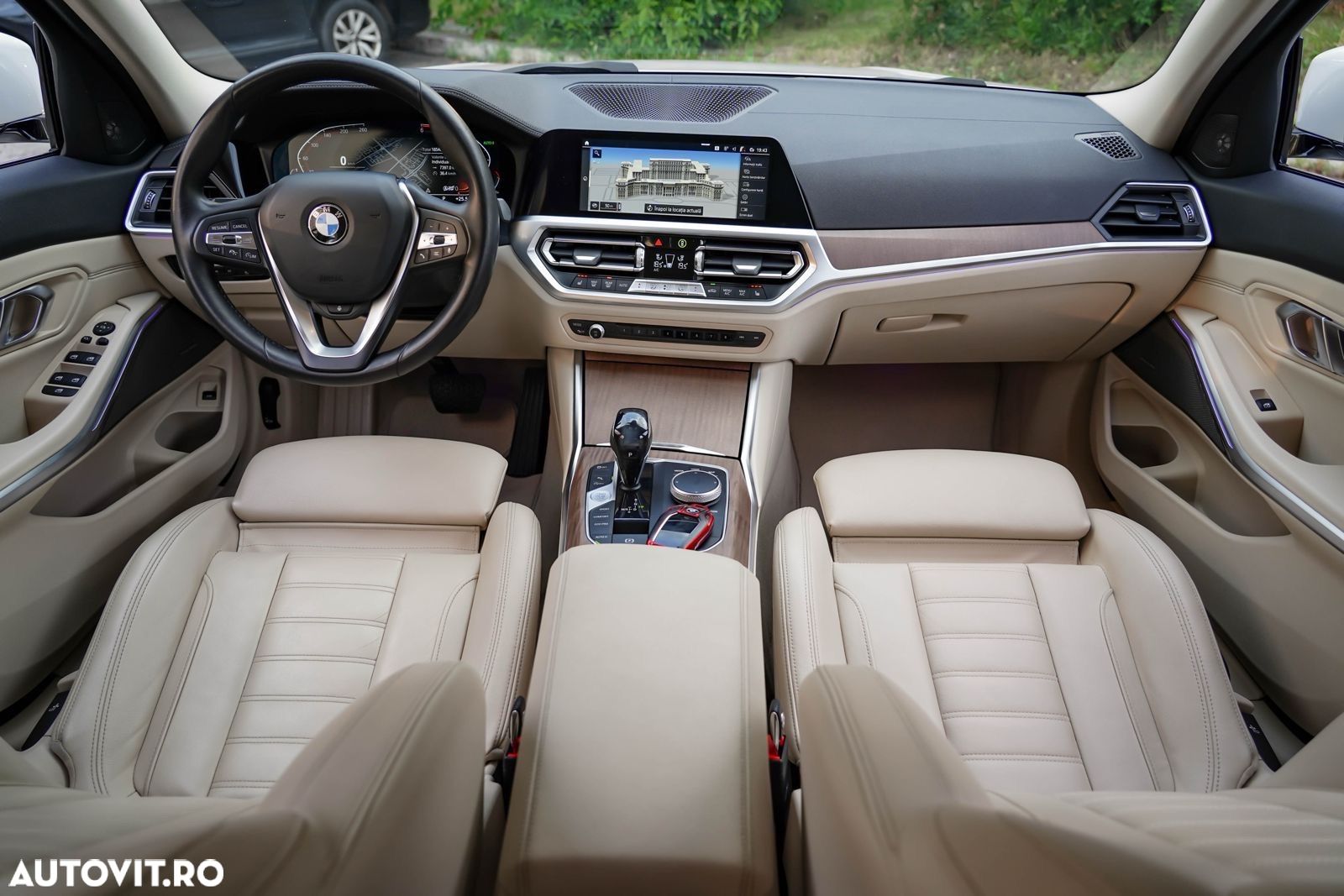 BMW Seria 3 320d Aut. Luxury Line - 12