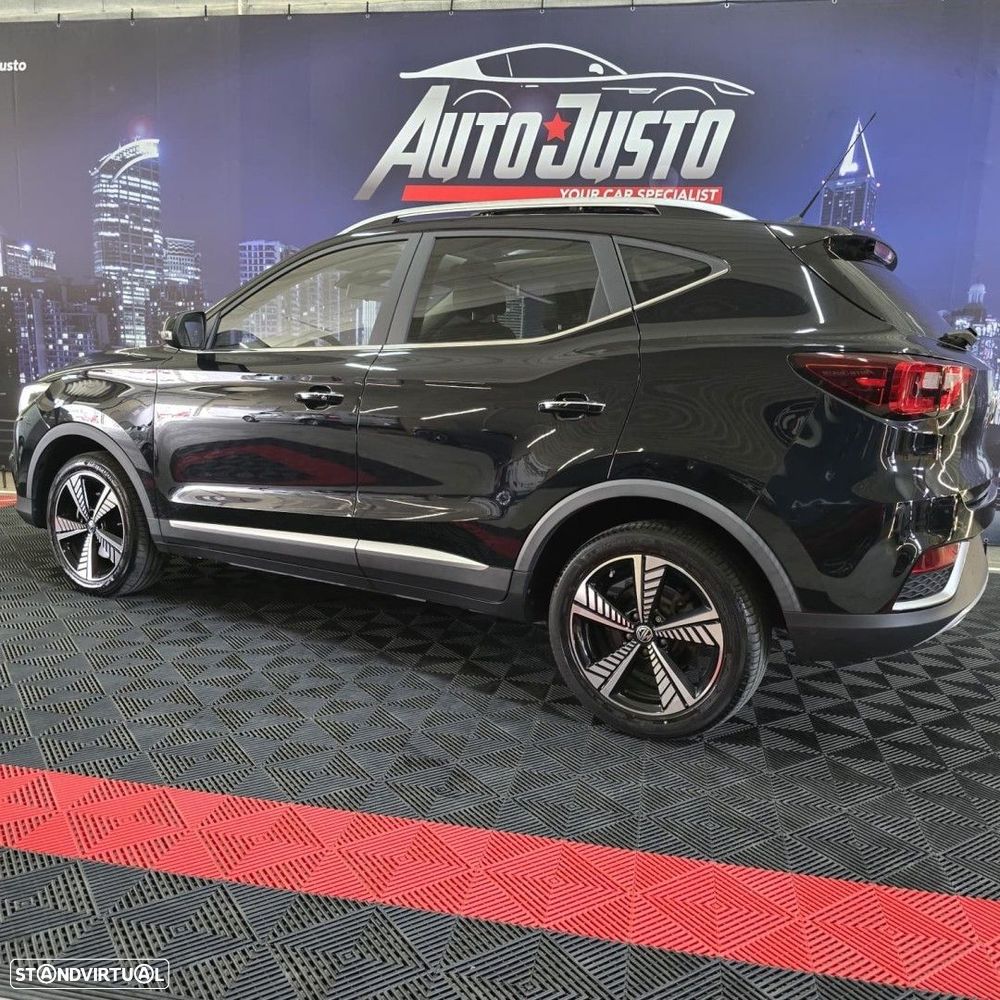 MG ZS EV 44.5 kWh Luxury - 9