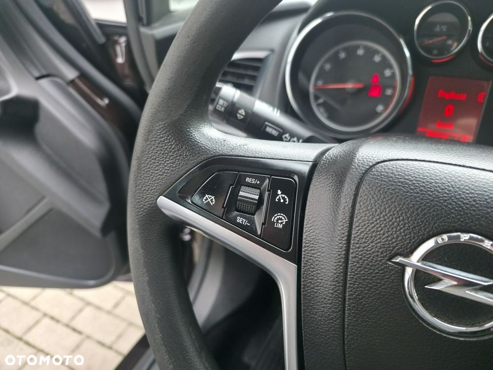 Opel Astra - 18