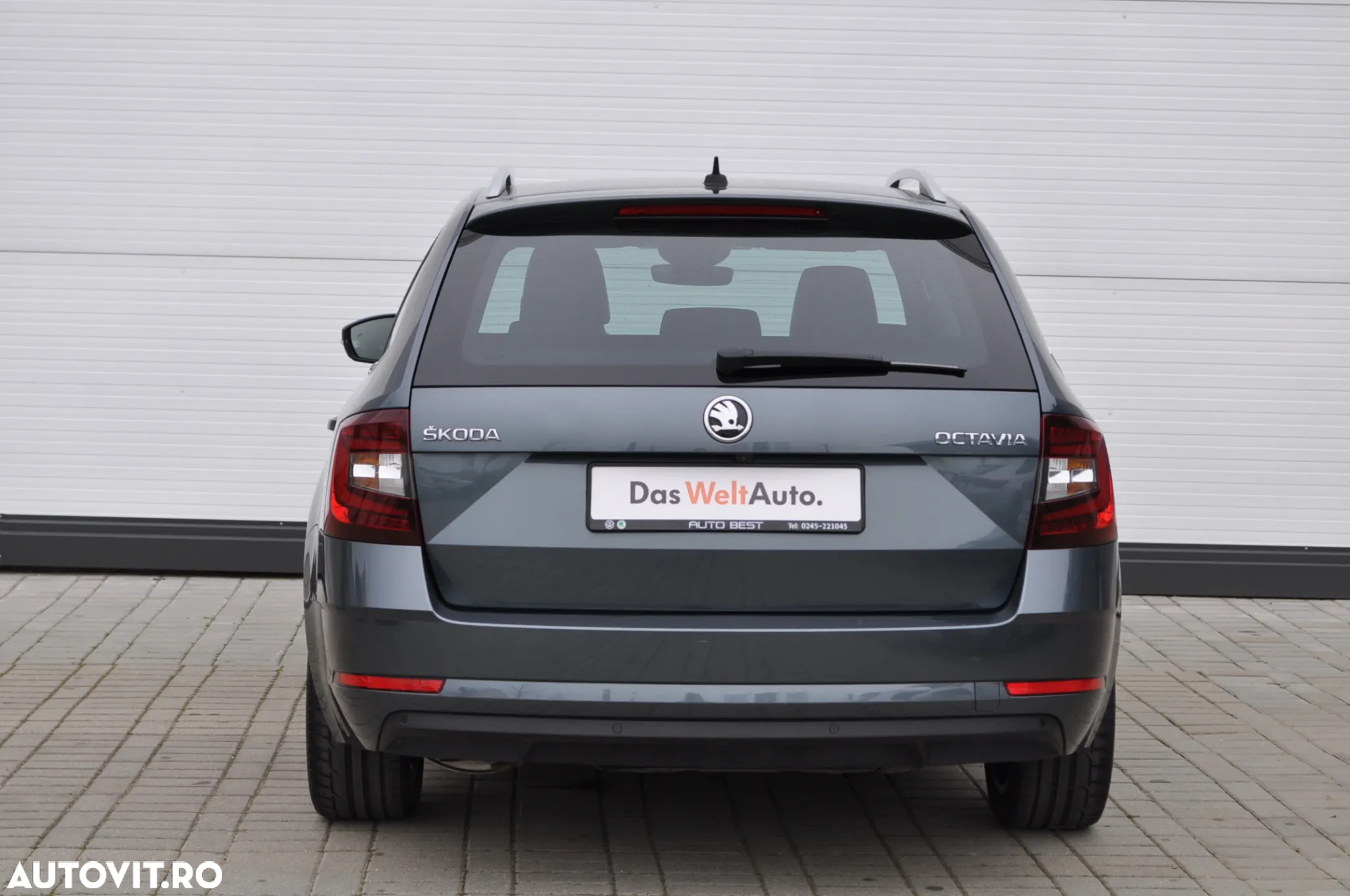 Skoda Octavia Combi 1.5 TSI ACT DSG Style - 8
