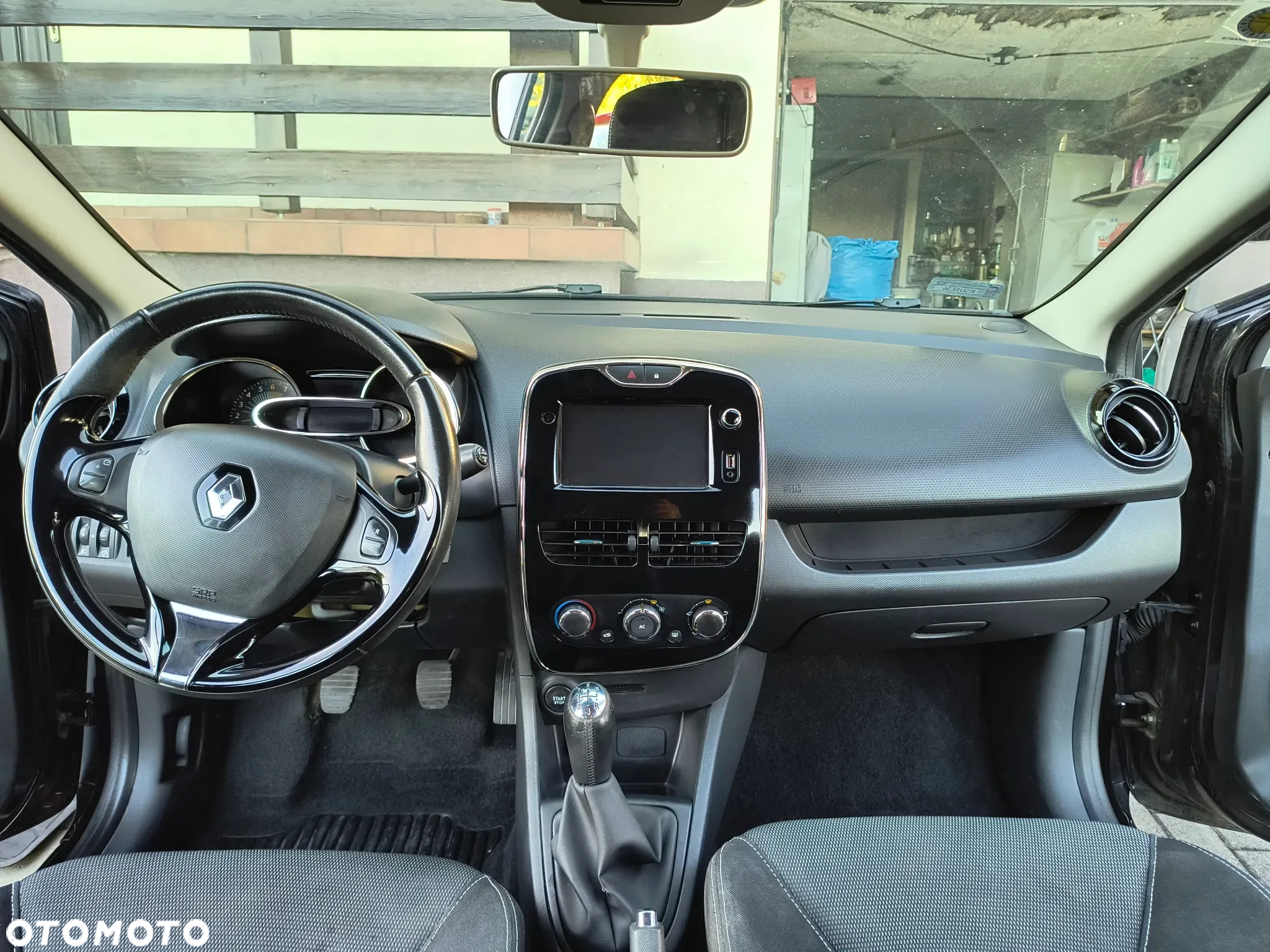Renault Clio 1.2 16V 75 Expression - 14