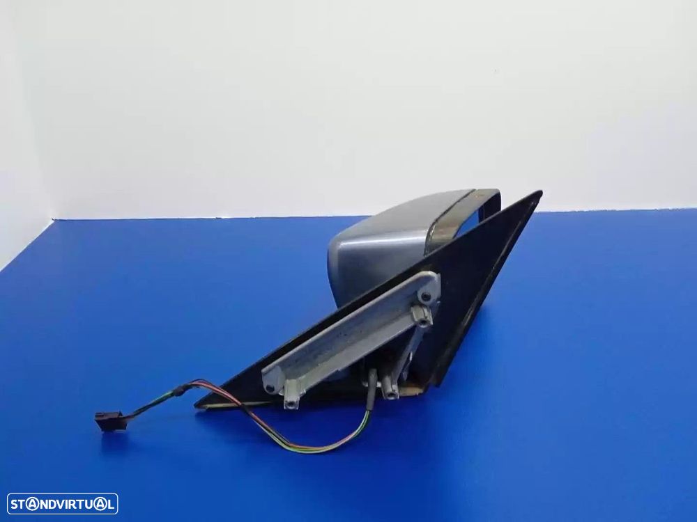 ESPELHO RETROVISOR DIREITO BMW 3 2003 -2LLR42492 - 2