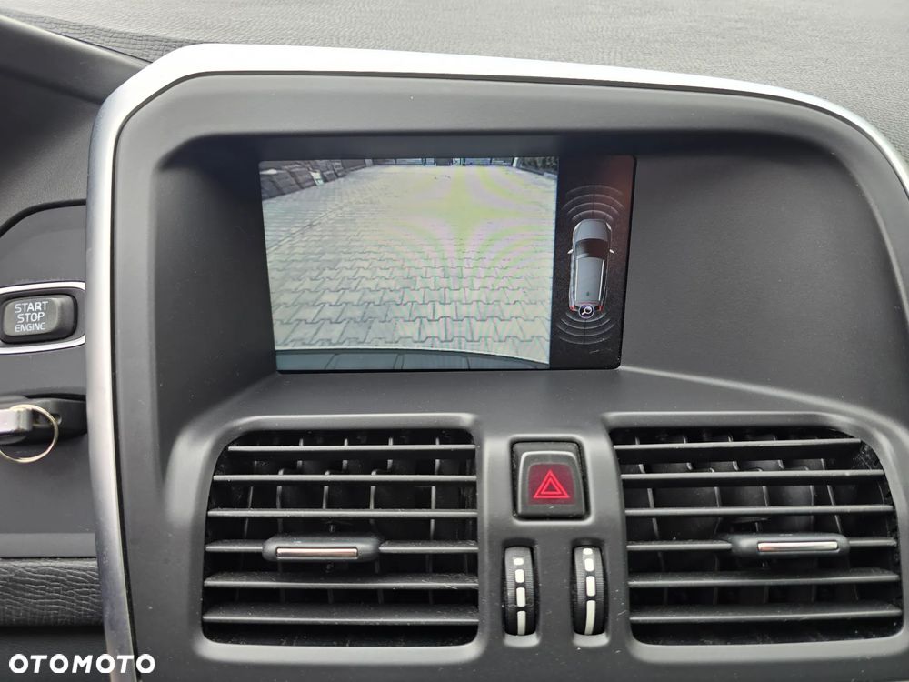 Volvo XC 60 D3 Momentum - 30
