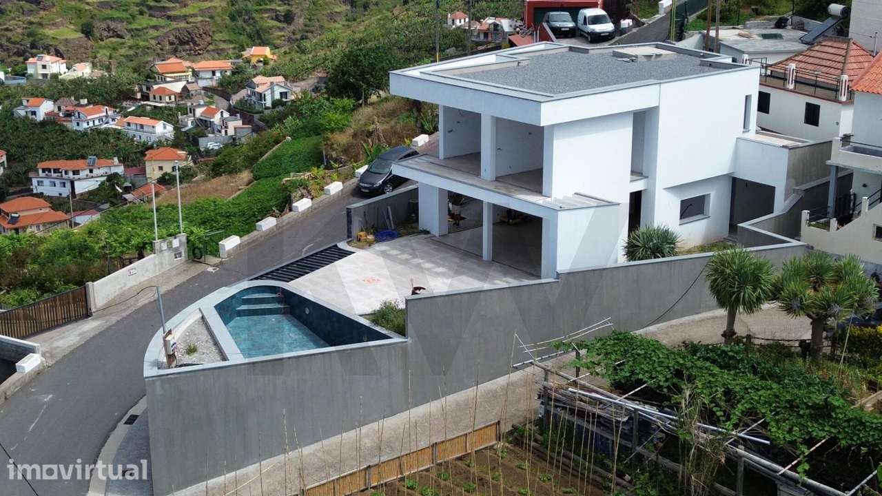 Moradia T4  c/Vista Mar , Piscina e Garagem  - Ponta do Sol | Ilha da - Grande imagem: 4/24